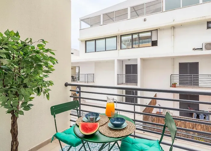 Lido View Calla By An Island * Funchal (Madeira)